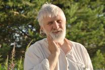 Михаил Степанов - сын народного писателя Карелии Ортье Степанова. Принимающая сторона фестиваля "Петроглиф" в 2015 г.